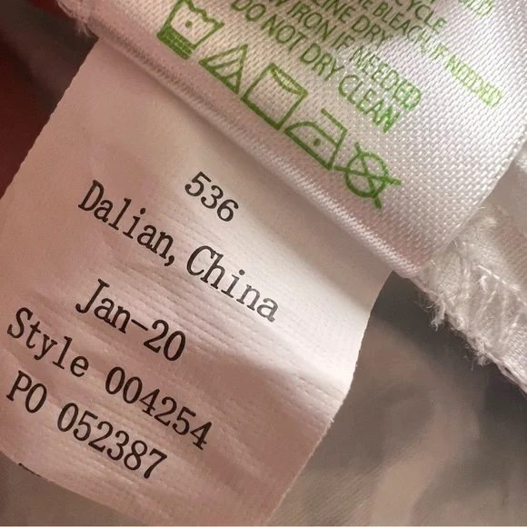 Lilly Pulitzer Jesse Romper in Multi Shell of a Party Size 8 - Picture 14 of 14